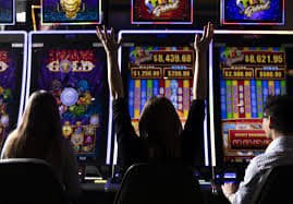 uuu888 ဒေါင်းလုဒ် — Myanmar ကစားသမား Mobile ဖုန်းဖြင့် Casino APP ကစား
